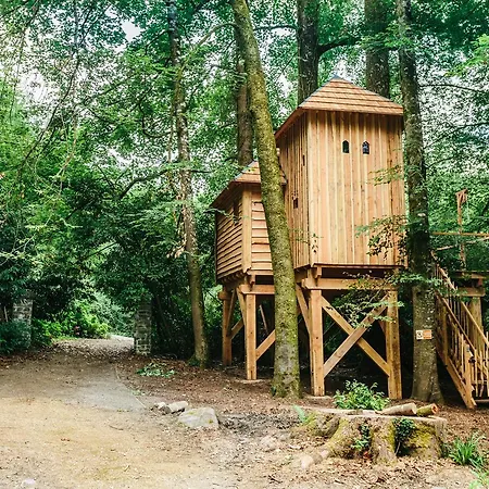 Cabanes Du Temps Suspendu Laas (Gers)